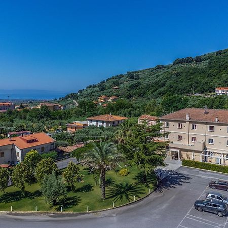 Hotel Ristorante La Mimosa Lamezia Terme Exteriér fotografie