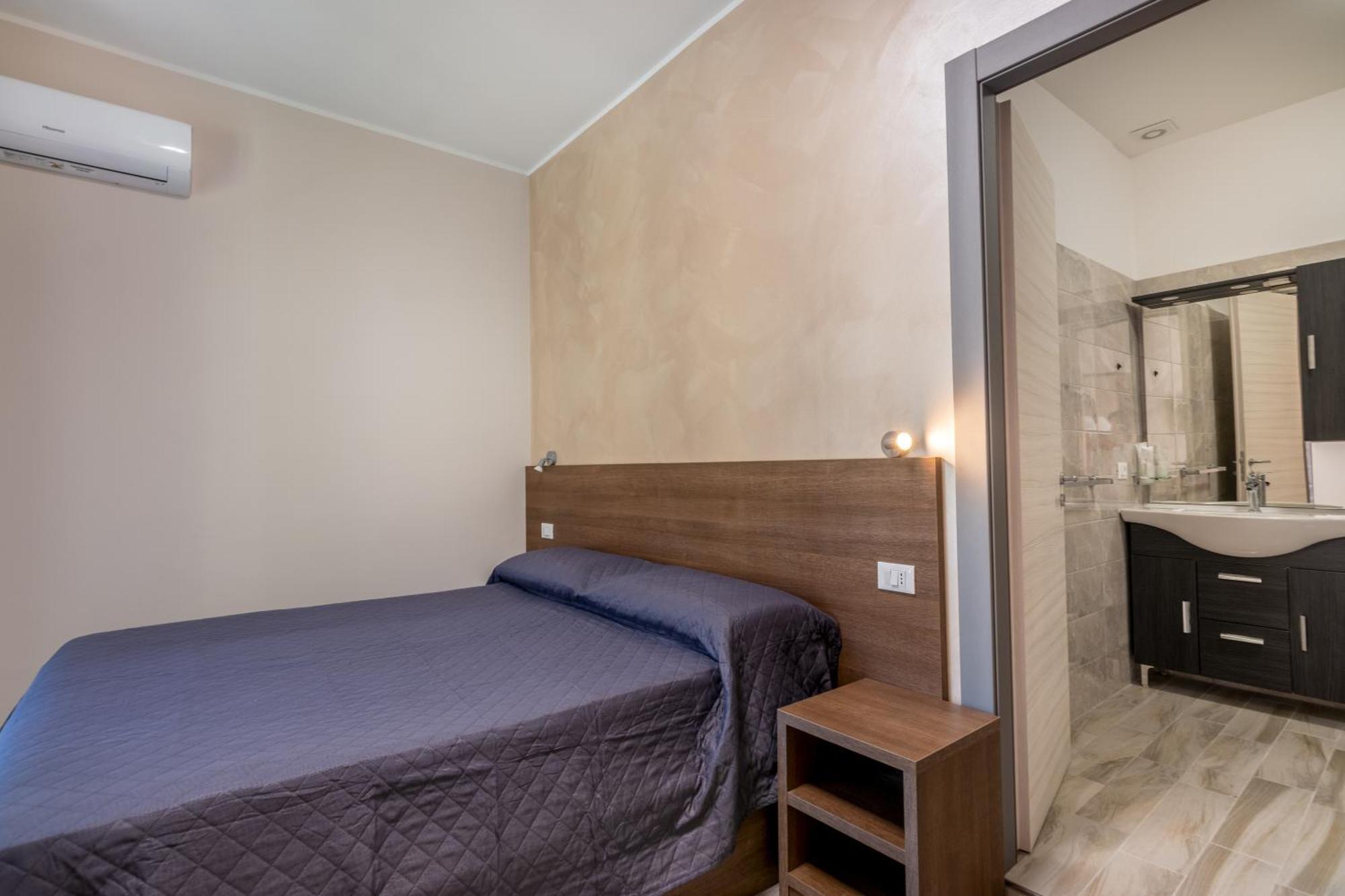 Hotel Ristorante La Mimosa Lamezia Terme Exteriér fotografie