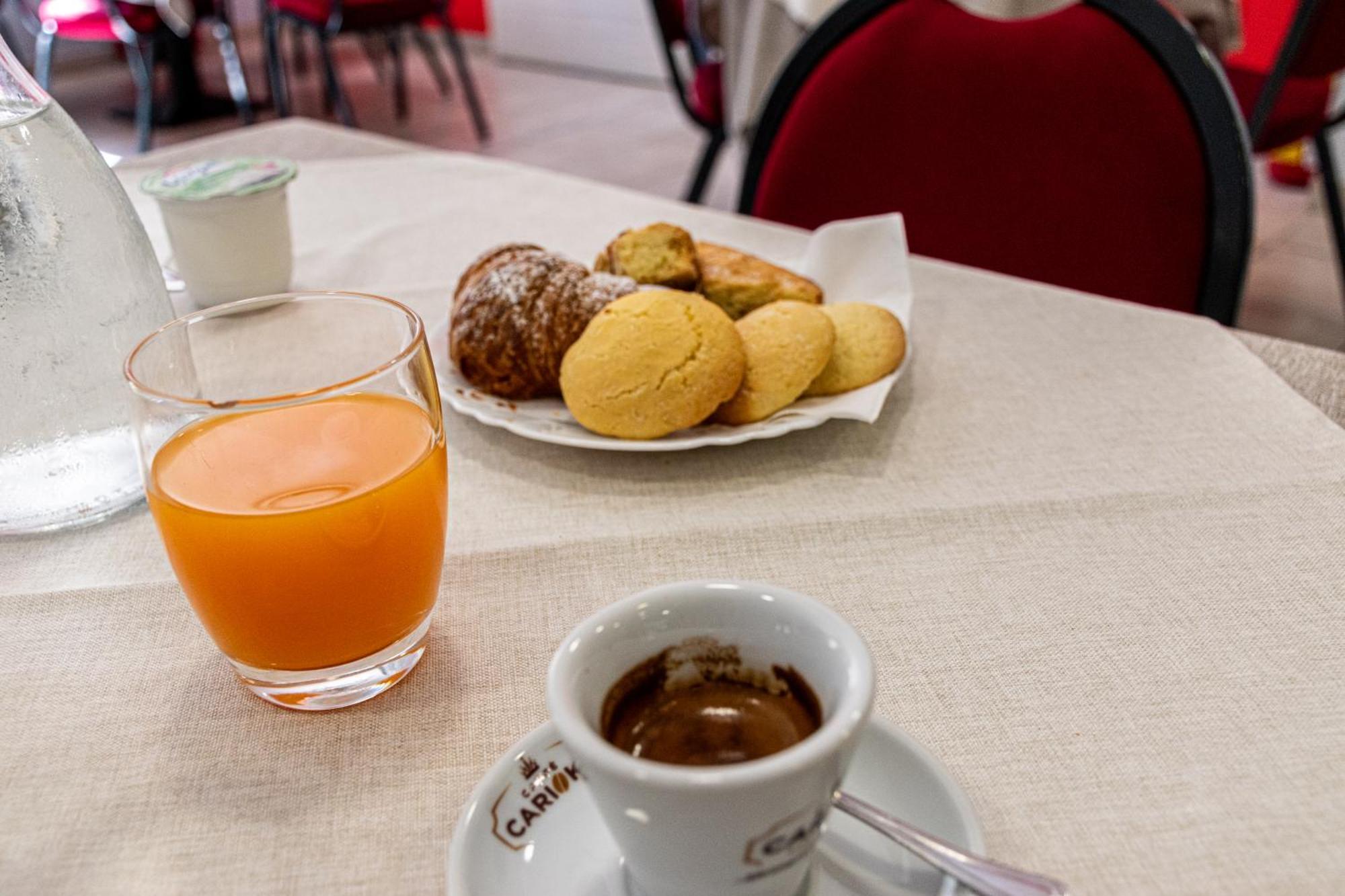 Hotel Ristorante La Mimosa Lamezia Terme Exteriér fotografie