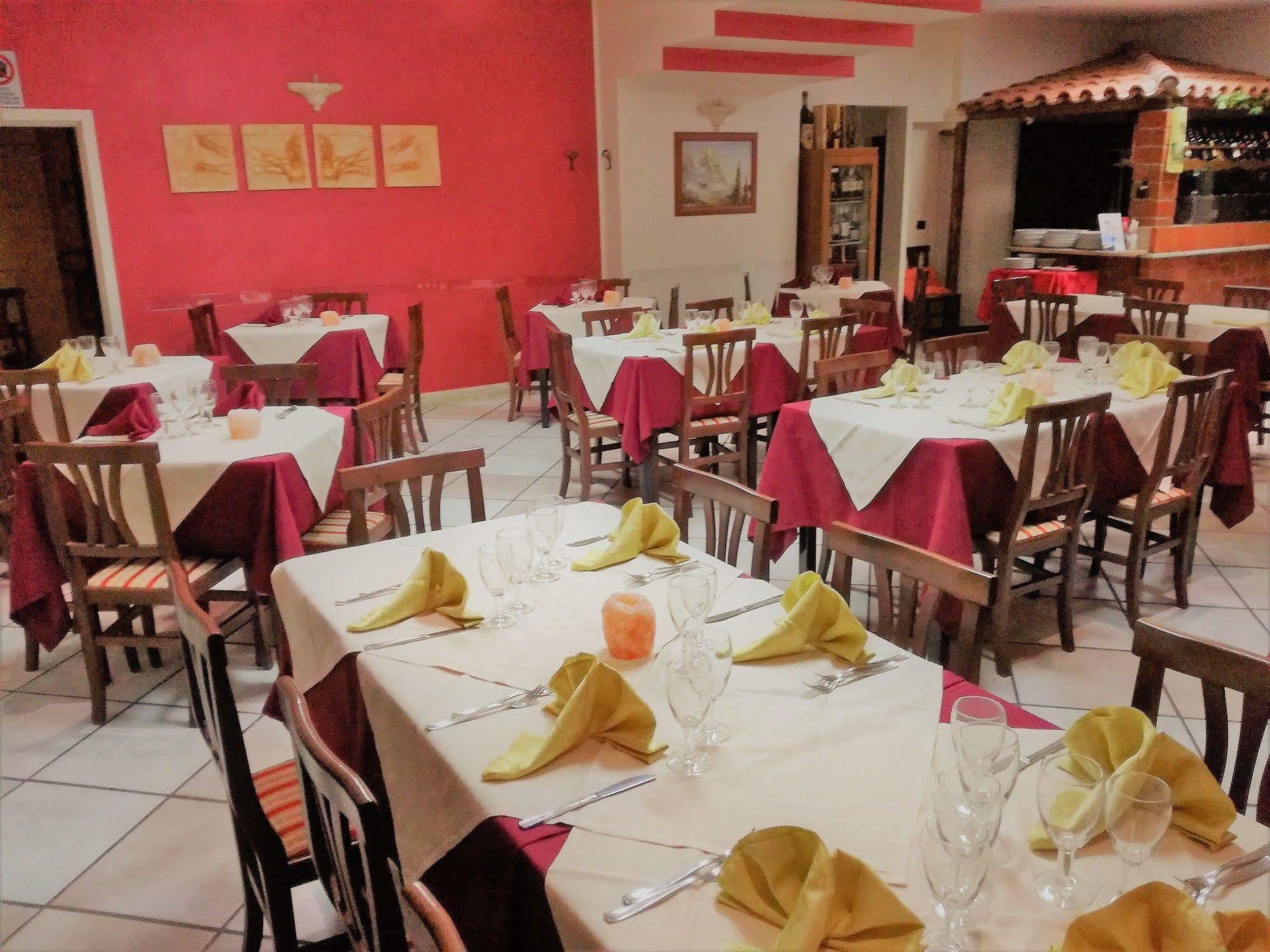 Hotel Ristorante La Mimosa Lamezia Terme Exteriér fotografie
